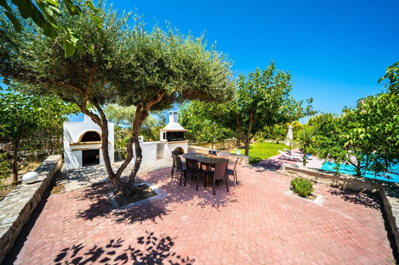 Villas Louloudaki Loutra Extérieur photo