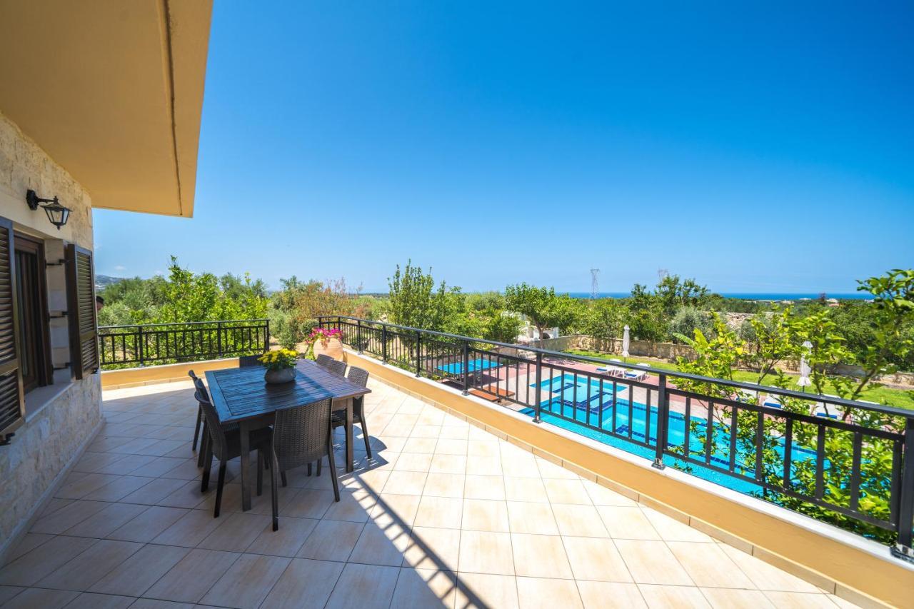 Villas Louloudaki Loutra Extérieur photo